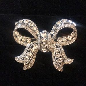 Vintage Bow Brooch